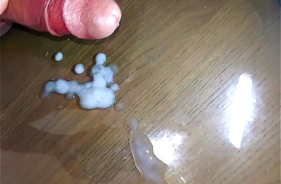 Big cum dump from a mature man