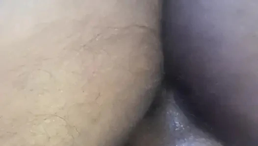 Büyük yaraklı kadın