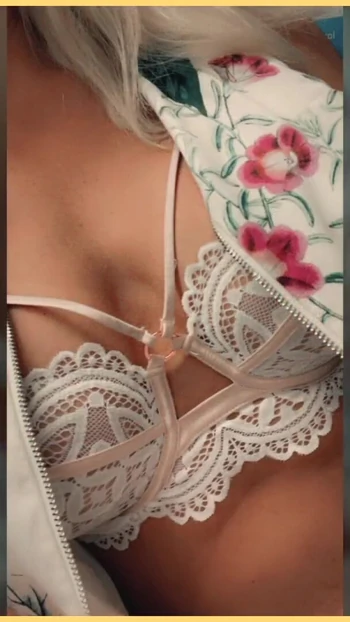 Jaw-dropping moment from "Wifey looks perfect in this naughty nude photos"