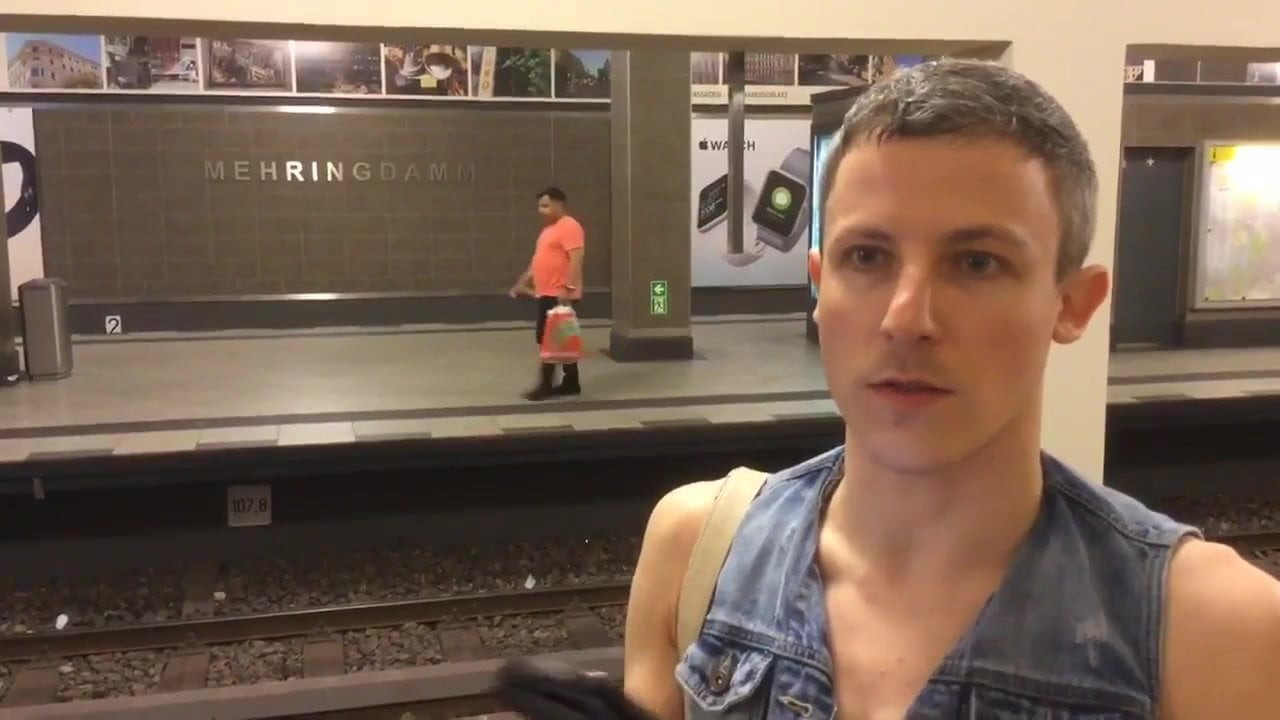 TWINK IS ALWAYS HUNGRY FOR RAW COCK