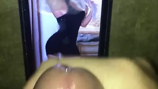 Cum üzerinde benim orospu yanita yancheva 2