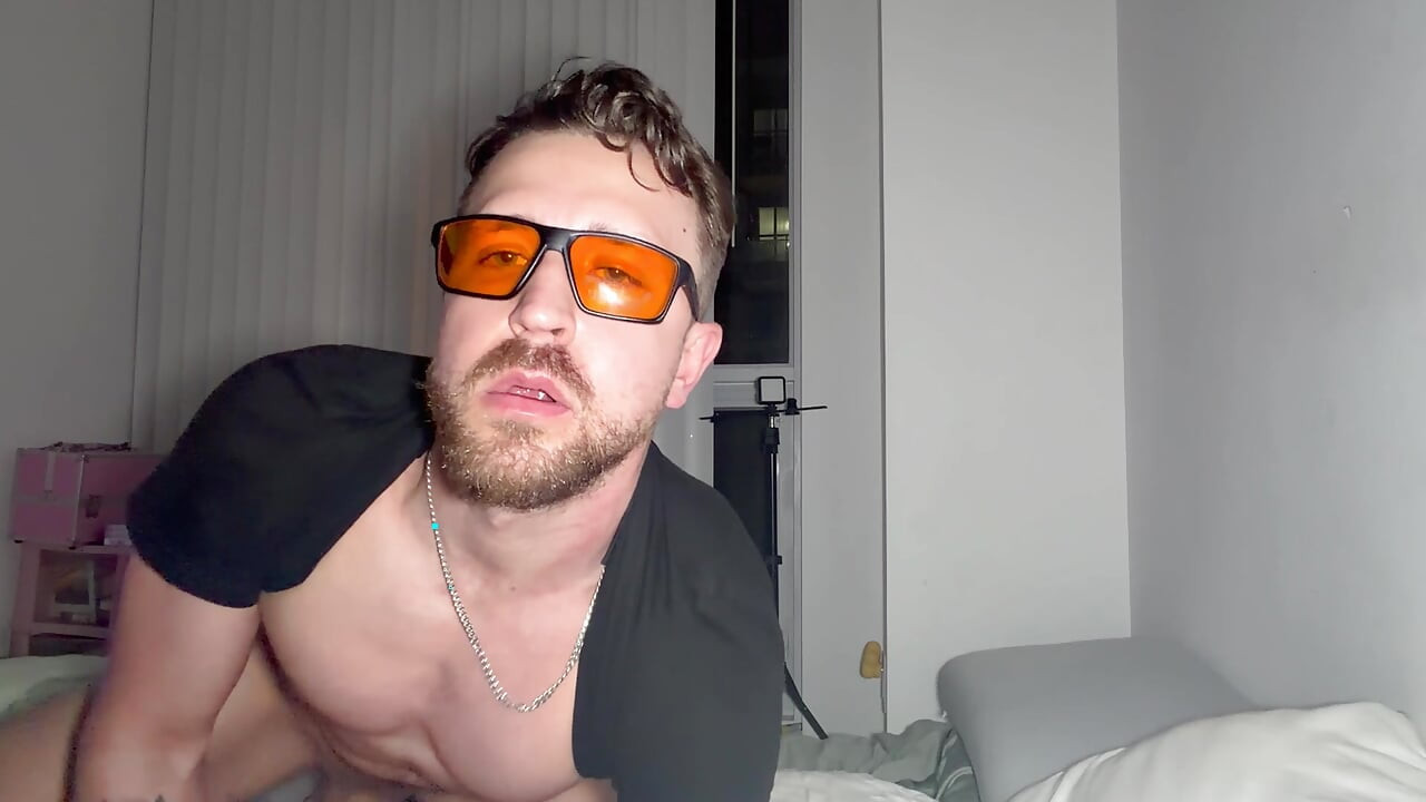 Ik belde mijn hete buurvrouw voor een harde beukpartij in haar poesje