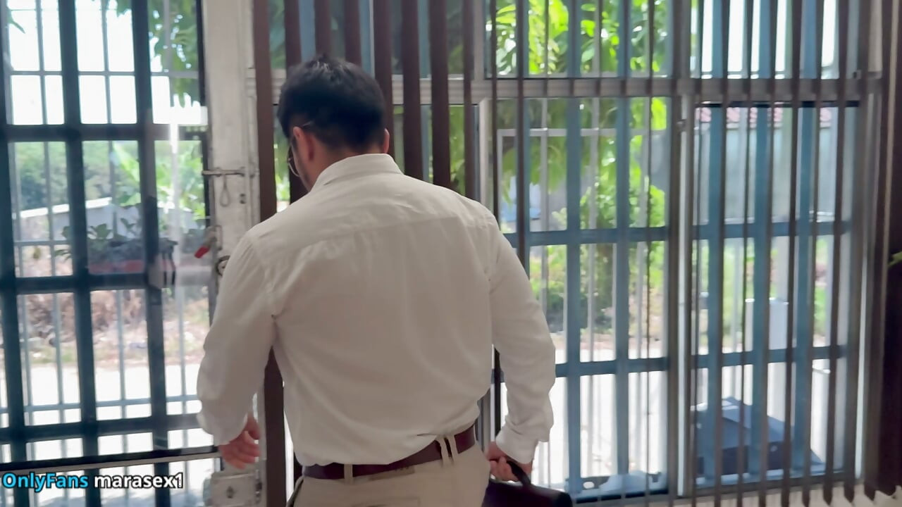 HOT LATINA GETS FUCKED BY UNKNOWN MAN AND LEAVES SPEECHLESS
