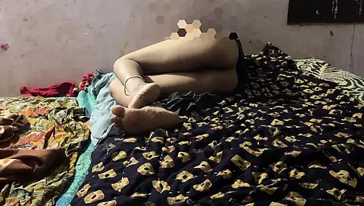 Desi adalah pacarku di hotel