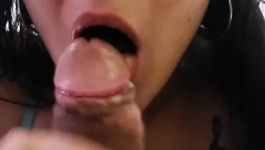 Tenggorokannya enak banget aku nyepong kontolku!