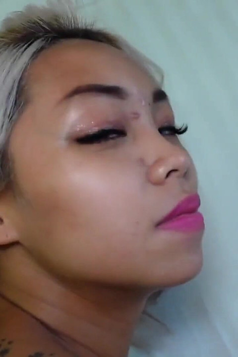 TukTukPatrol - fată thailandeză slabă futută cu o ejaculare facială mare dezordonată