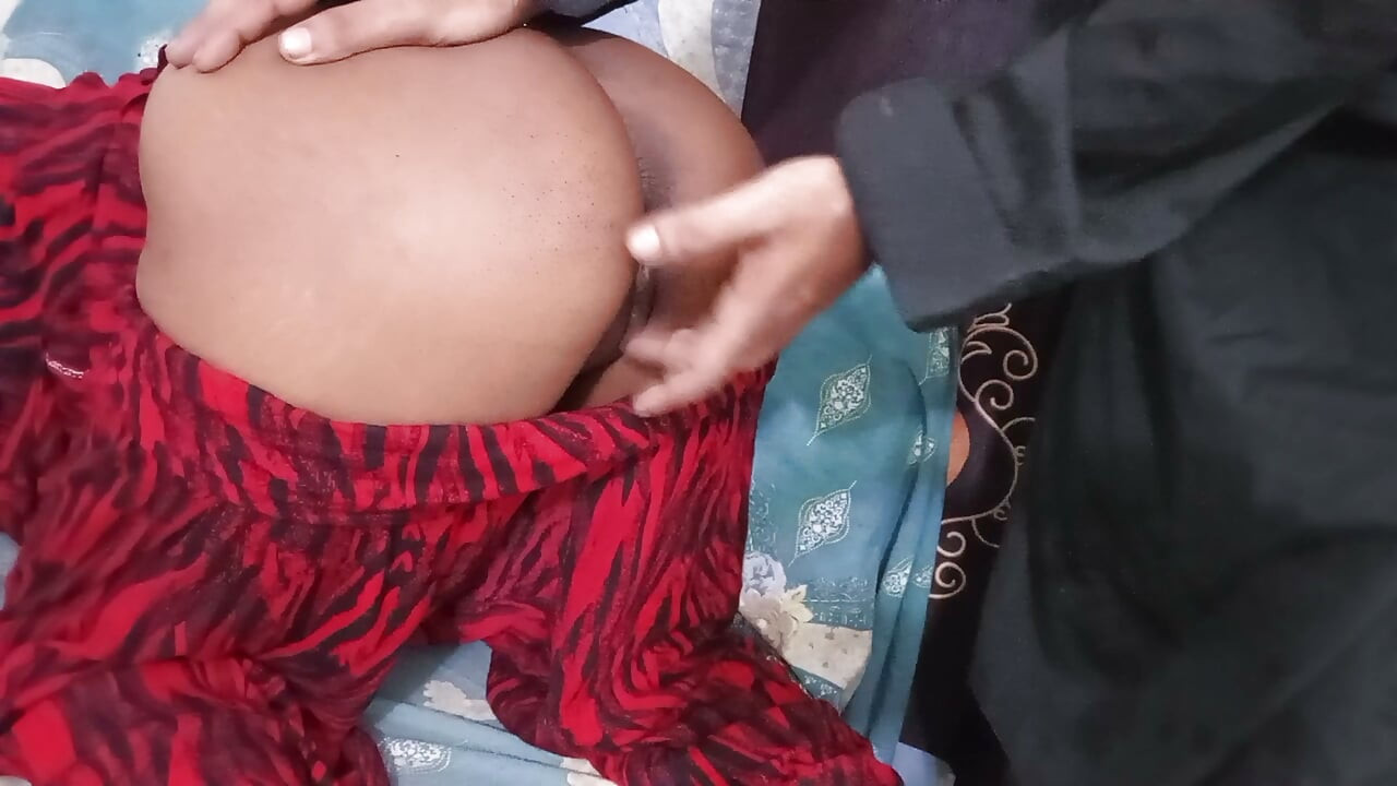 Sexy_Toma Desi Bhabhi nyter sex med naboen sin