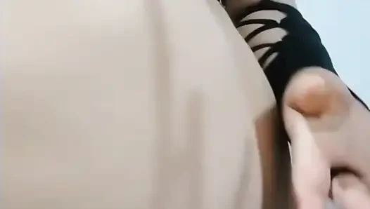 MATURE TURKISH WOMAN WITH BIG ASS