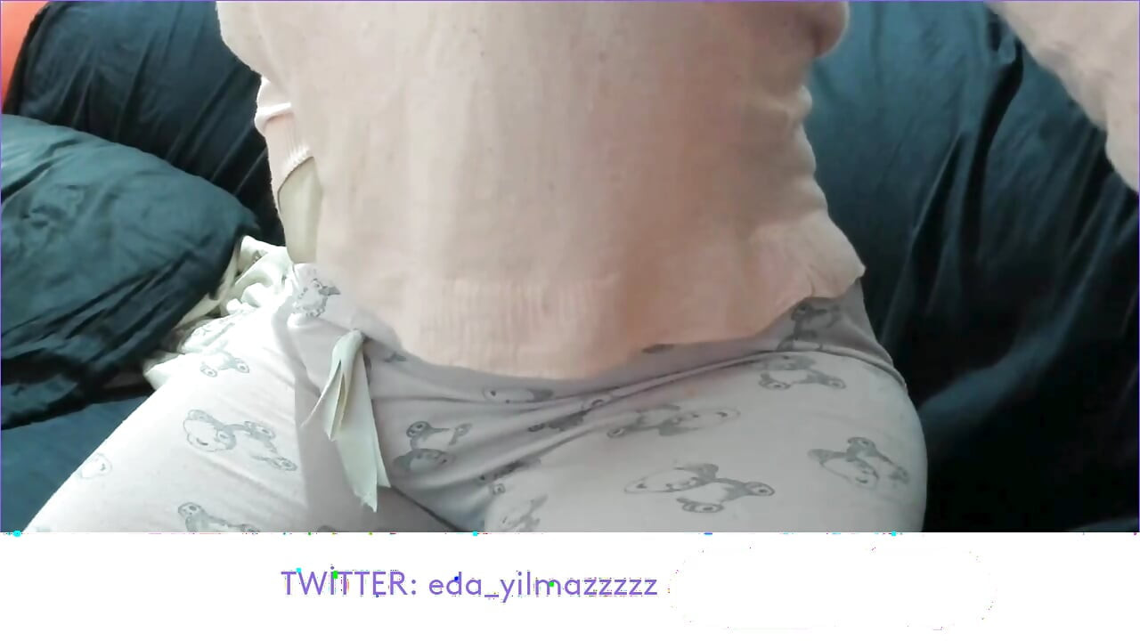 MASTURBATE WITH PAJAMAS- CUM WITH PAJAMAS