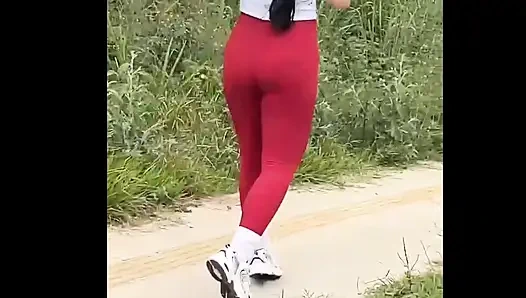 Arkadaşımı Koşarken Buldum, Onu Eve Götürmeyi Teklif Ettim Ve Sonunda Arabamda Seviştik