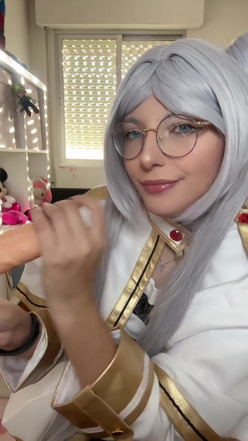 프리에렌 리얼 라이프 헨타이 코스프레 소녀 펠라 | 흑인 대물 자지와 섹스하는 흑인 대물