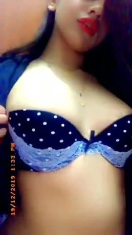 Hot girlfriend nudes.