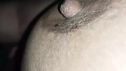 Az indiai feleség nagy, kövér desi mocskos hindi beszédet akar