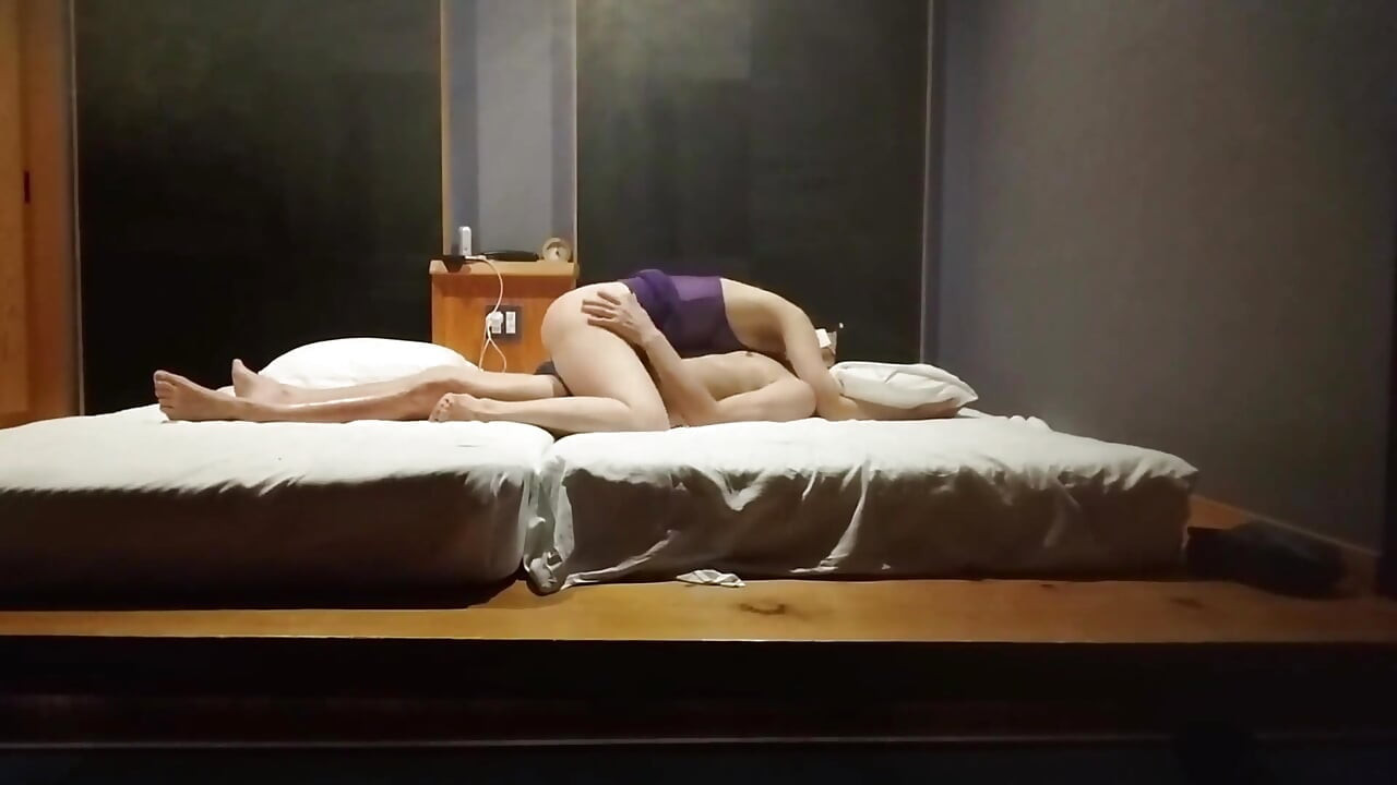 A Night of Aching Skin in a Secret Hotel