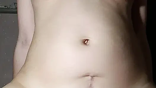 creampie in enger muschi nach dem schwanz reiben und ficken