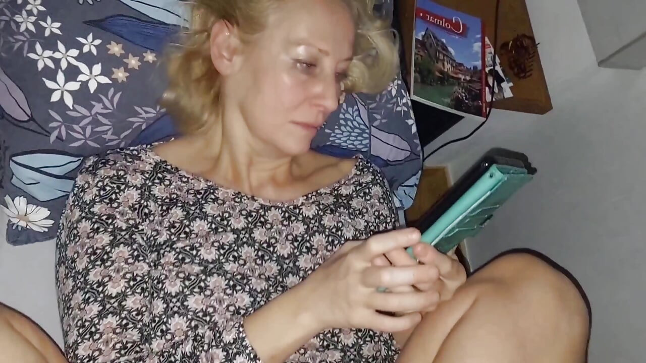 Dojrzała blondynka lubi seks, zbliżenie