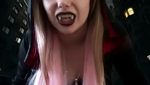 Giantess Vampire want to play for you... but not for long time!
