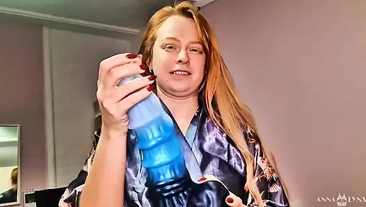Large porn video – Stretching My Pussy on a Huge Fantasy Dildo