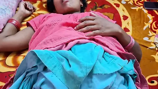 Hintli ateşli seksi desi kız sikiliyor