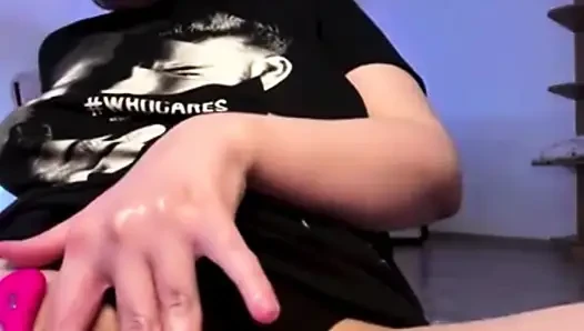 Fisting pussy close up and oil tits show with jucielussie