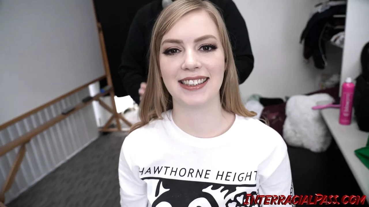 Dolly Leigh，圣徒。 Louis 女孩，和 Isiah 的大黑鸡巴跳 Hoochee Koochee