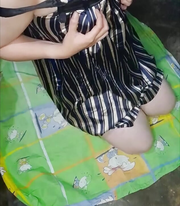 GIRL MASTURBATING AFTER PLAYING