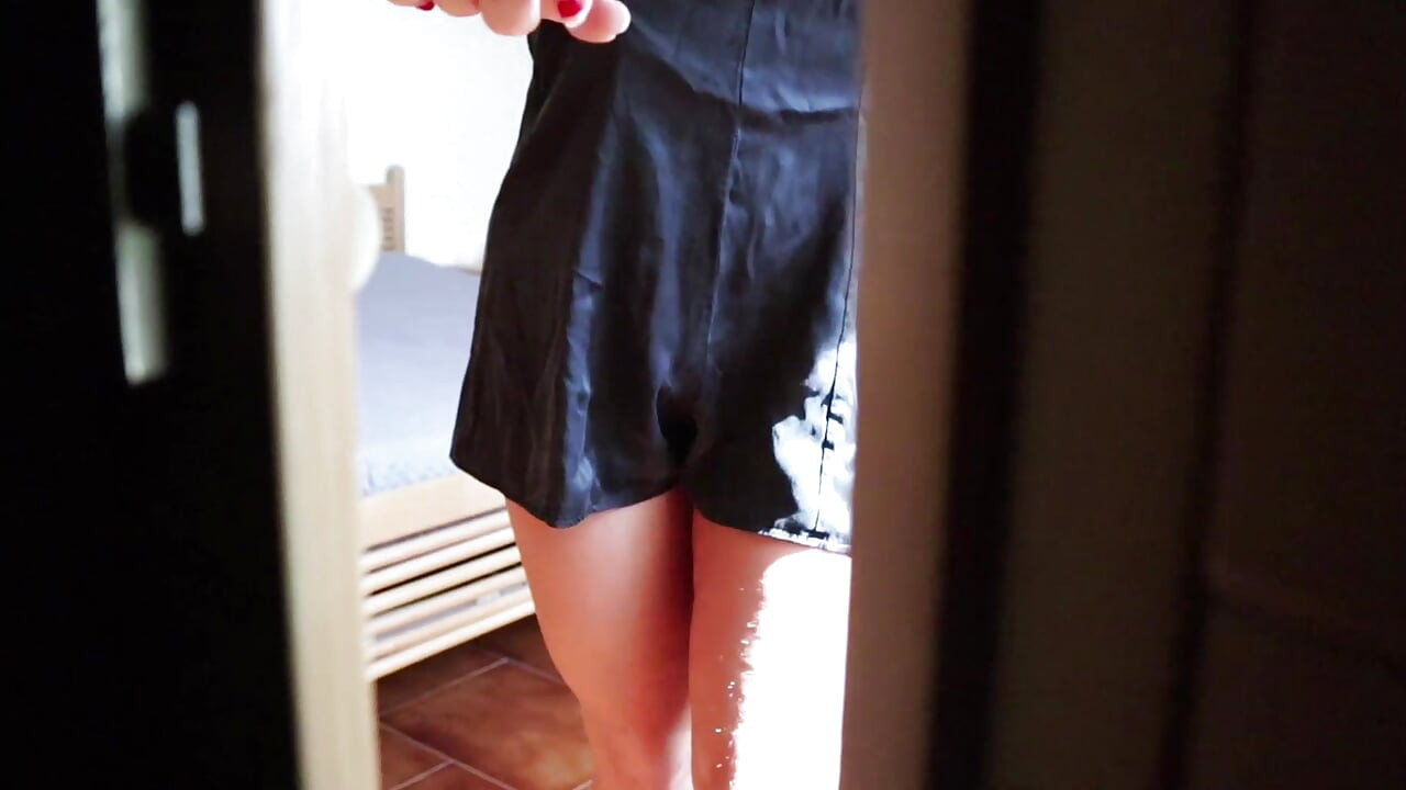 Quente esposa vizinha trai enquanto seu marido está no trabalho