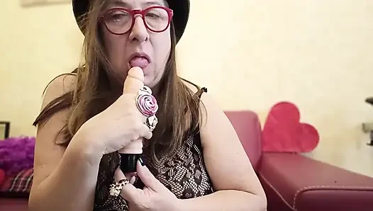 Veronica Rossi Official - Awaits Your Strong Sexual Vibrations