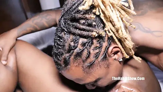 Volles video .. Dicke sexy Schokoladenkirsche lixxx von könig Kreme gefickt