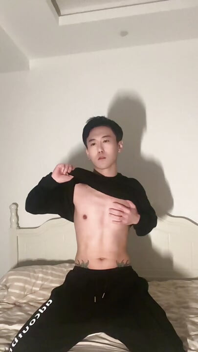 Striptease jerk off