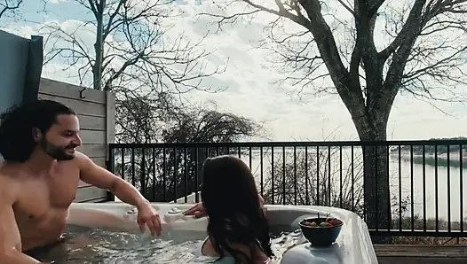 Трахаю в ванне