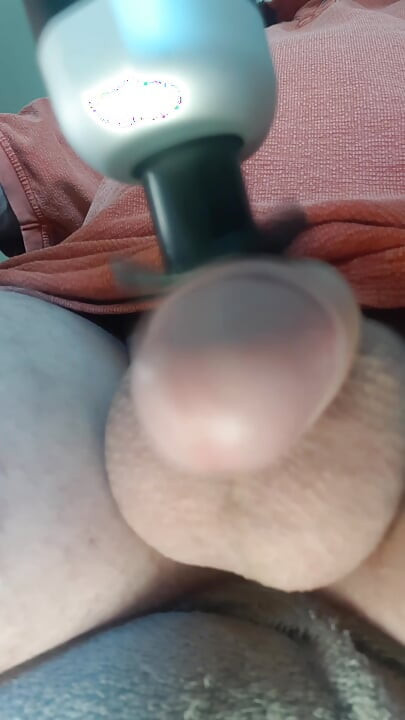 مطبوخ بمسدس تدليك