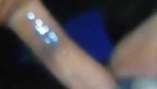 Sulu amcıklı orta yaşlı seksi kadın edepsizce konuşuyor, yarak istiyor ve her şeyi ıslatıyor, bunu kocasından nasıl gizler?