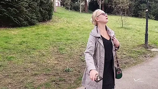 Reife Blonde Ehefrau Genießt Sex