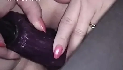 Geile MILF im auto