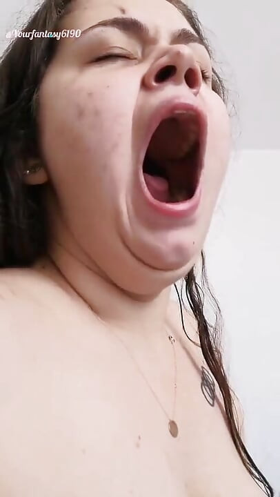 Grandes yawns