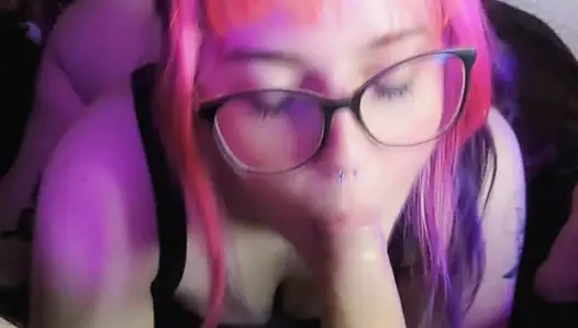 Развлекаясь с 18-летней тинкой в Snapchat