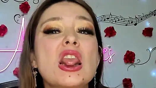 Камера внутри меня!! Я глотаю и глубоко заглатываю большие эротику!