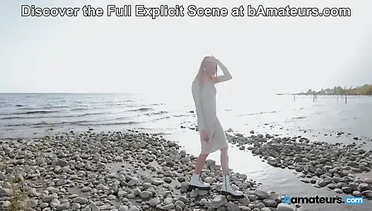 My girlfriend wants me to fuck her on the beach at bAamteurs
