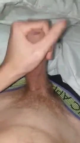 用漂亮的负荷抚摸我的大鸡巴