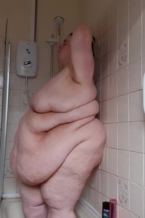 SSBBW Lady Brads shower & belly jiggles