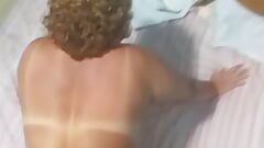 End of vacation with lots of squirts on married woman's big ass