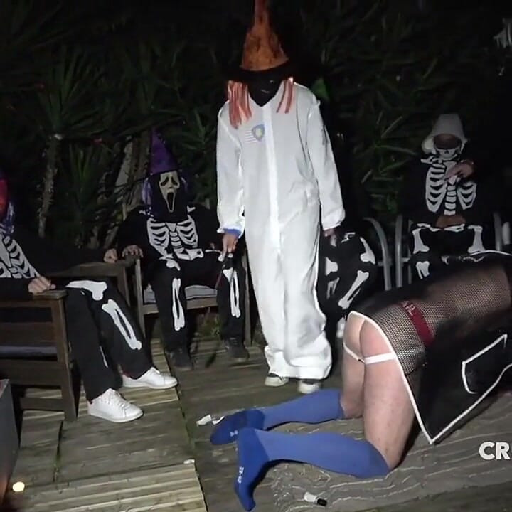 在万圣节之夜生性交