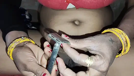 Tante seksi india dengan bulu lebat dicukur sama rezar balek dan rambutnya dicukur