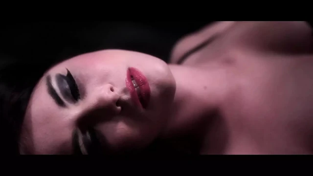 J'adore - Seduction And Lust Sc3