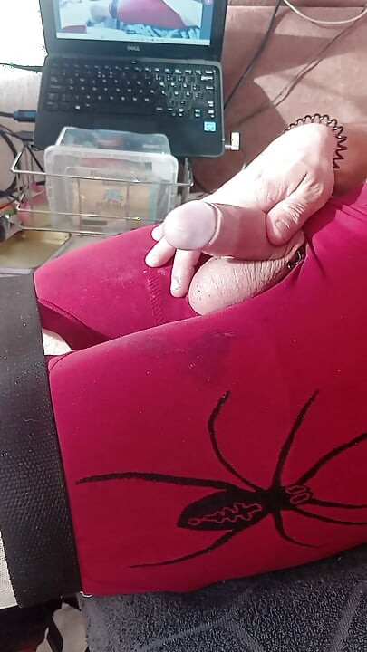 Jeg tror, jeg er 🕷️ crazy