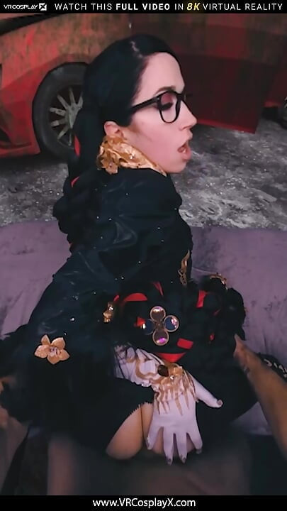 Vrcosplayx Bayonetta olarak Alex Coal ile yaramazlık yapma zamanı