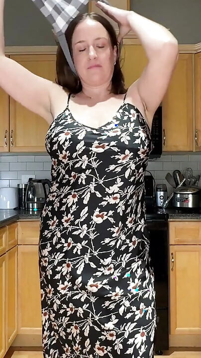 Baking Housewife Rides Cock in Kitchen, Creampied in Office Chair