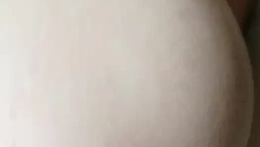 Freche ehefrau gefesselt, gefickt und gesahnt