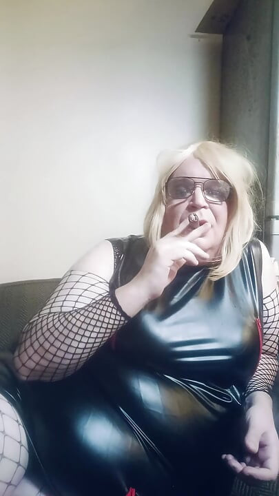 BBW TV talks about how she lost her different virginities